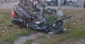 Фура на полной скорости снесла легковушку в Камне-на-Оби