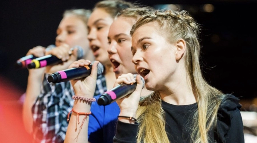 В крае пройдет благотворительный фестиваль для одарённых детей, туристический праздник водяного ореха и организуют творческие лаборатории