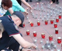 В Камне-на-Оби полицейские и общественники приняли участие в акции «Огненные картины войны»