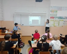 «Будь ярким, стань заметнее»