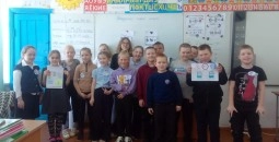 Юные инспекторы движения  МБОУ «Столбовская СОШ» приняли участие в игре-викторине “Знаешь ли ты?”