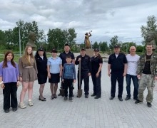 В Камне-на-Оби сотрудники полиции совместно с Общественным советом приняли участие во Всероссийской акции «Сад Памяти»