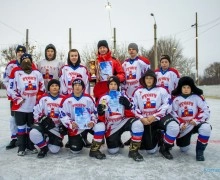 НОВОГОДНИЙ ХОККЕЙ прошёл в Камне-на-Оби