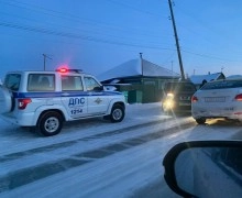 В Камне-на-Оби автомобиль такси попал в ДТП
