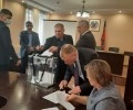 Обесценение почетной грамоты депутатами: факты и последствия