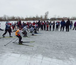 В Камень-на-Оби прошли традиционные соревнования по лыжным гонкам «Закрытие лыжного сезона»