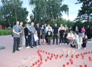 В Камне-на-Оби полицейские и общественники приняли участие в акции «Огненные картины войны»