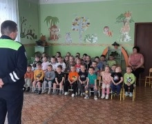 Сотрудники Госавтоинспекции побывали в гостях у дошколят