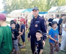 Сотрудники Каменской Госавтоинспекции посетили детский оздоровительный лагерь
