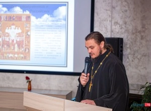 В библиотеке имени М.Ф. Борисова состоялась встреча жителей Камня-на-Оби и автором книги «Православное Духовенство на территории Славгородской епархии в 1917-1938 годы»