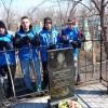 Молодогвардейцы Каменского отделения Единой России при поддержке депутата привели в порядок могилы героев Великой Отечественной войны