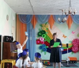 Юные инспекторы движения из детского сада № 17 г. Камень-на-Оби  приняли участие в викторине