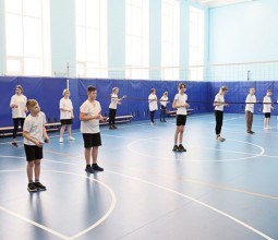Дети 8 алтайских школ будут заниматься спортом в обновлённых залах