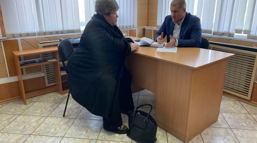 Депутат АКЗС от Каменского района Дмитрий Беляев провел первый личный прием граждан в Камне-на-Оби