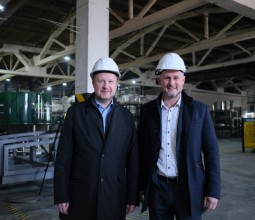 Губернатор Алтайского края Виктор Петрович Томенко посетил производственные площадки Комплекс АГРО